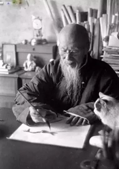 齐白石再传弟子、齐良芷弟子-汤发周趣谈：《白石蔬果图》看就看，别流口水！